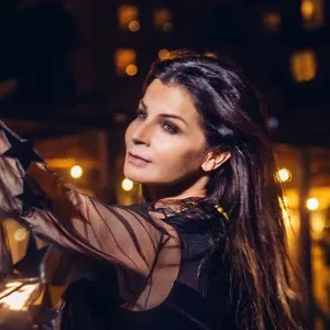 Carola