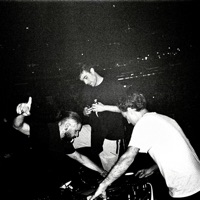 Four Tet - she moves she (live in copenhagen)